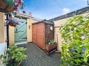 Photo 9- click for photo gallery